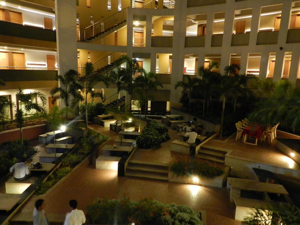 Hotel Rock Regency Toranagallu Zewnętrze zdjęcie